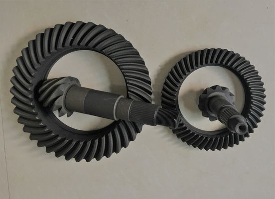 Spiral Bevel มงกุฎล้อและเกียร์ Pinion สำหรับรถบรรทุก MITSUBISHI ความแข็งสูง