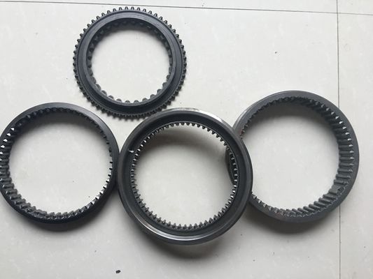 เกียร์และ Shafts โครงเหล็กคาร์บอนฟันคลุ้งและแข็งสูง